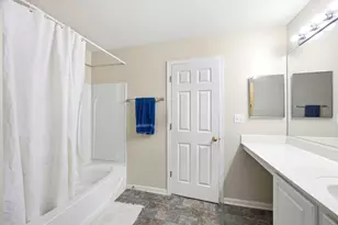 168 W Meadow Dr, Cortland, IL 60112 - Photo 24