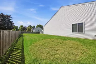 168 W Meadow Dr, Cortland, IL 60112 - Photo 28