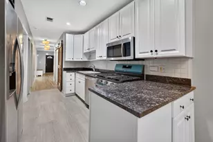 1629 N Clybourn Ave, Chicago, IL 60614 - Photo 8