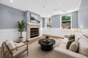 1629 N Clybourn Ave, Chicago, IL 60614 - Photo 2