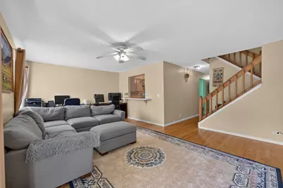 755 W Happfield Drive, Arlington Heights, IL 60004 - Photo 8