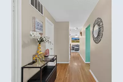 755 W Happfield Drive, Arlington Heights, IL 60004 - Photo 4