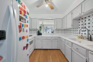 755 W Happfield Dr, Arlington Heights, IL 60004 - Photo 10
