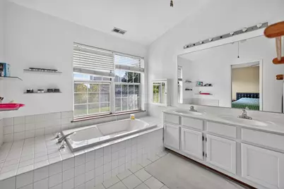 755 W Happfield Drive, Arlington Heights, IL 60004 - Photo 22