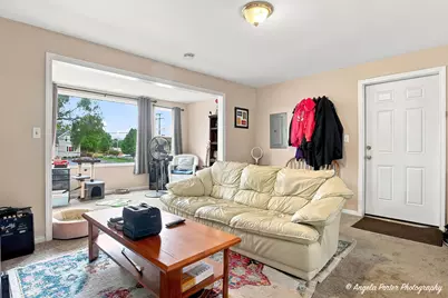 106 W State Road, Island Lake, IL 60042 - Photo 28