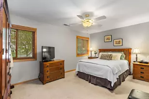 610 Berkley Ct, Schaumburg, IL 60194 - Photo 14