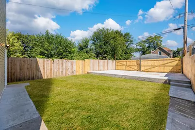 5619 S Wolcott Avenue, Chicago, IL 60636 - Photo 26