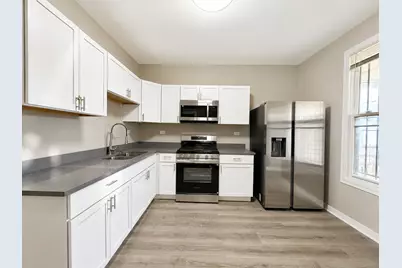4637 W McLean Avenue, Chicago, IL 60639 - Photo 10