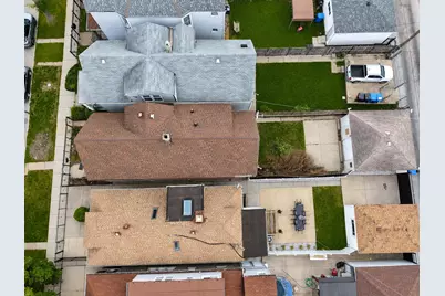 4637 W McLean Avenue, Chicago, IL 60639 - Photo 2