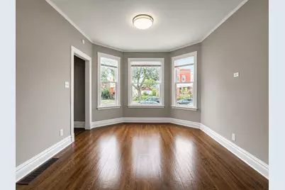 4637 W McLean Avenue, Chicago, IL 60639 - Photo 4