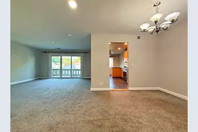 97 Burr Oak Lane #A2, Schaumburg, IL 60193 - Photo 2