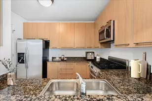 420 E Waterside Dr, Chicago, IL 60601 - Photo 8