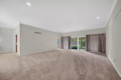 100 Forsythe Lane, Dekalb, IL 60115 - Photo 6