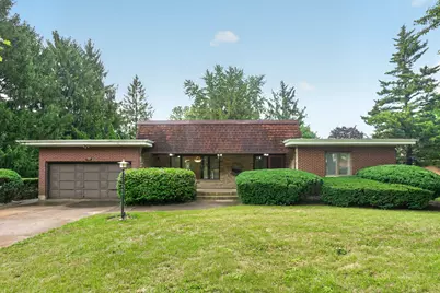100 Forsythe Lane, Dekalb, IL 60115 - Photo 8