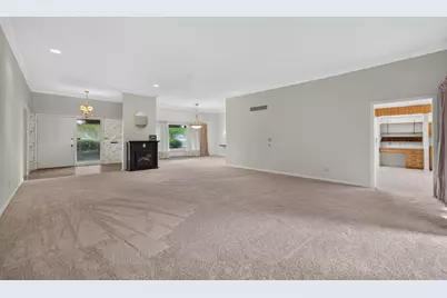 100 Forsythe Lane, Dekalb, IL 60115 - Photo 16