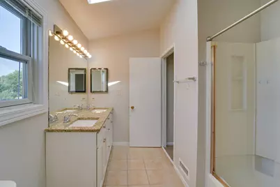 1008 Southbridge Lane, Schaumburg, IL 60194 - Photo 16