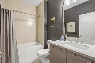 1611 N Hermitage Ave, Chicago, IL 60622 - Photo 18