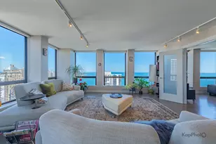 260 E Chestnut St, Chicago, IL 60611 - Photo 20
