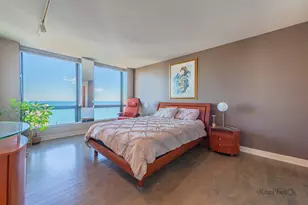 260 E Chestnut St, Chicago, IL 60611 - Photo 24