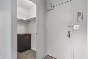 3550 N Lake Shore Dr, Chicago, IL 60657 - Photo 22