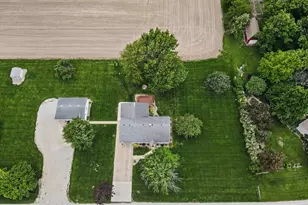 137 Chippewa Dr, Loda, IL 60948 - Photo 48
