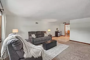 137 Chippewa Dr, Loda, IL 60948 - Photo 10