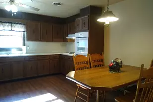 675 Reevesville Rd, Grantsburg, IL 62943 - Photo 12