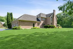 130 N Buckingham Dr, Sugar Grove, IL 60554 - Photo 24
