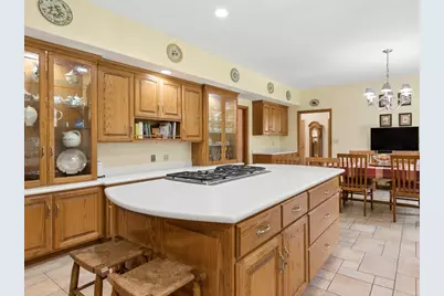 130 N Buckingham Drive, Sugar Grove, IL 60554 - Photo 8