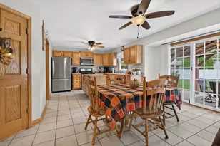 706 Country Squire Ct, Morris, IL 60450 - Photo 10