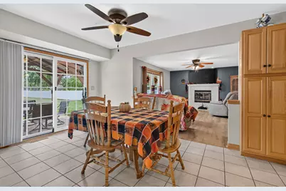 706 Country Squire Court, Morris, IL 60450 - Photo 8