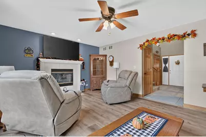 706 Country Squire Court, Morris, IL 60450 - Photo 6