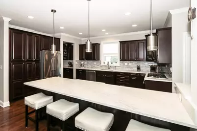 315 W Franklin Street, Wheaton, IL 60187 - Photo 8