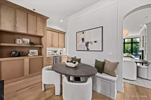 2214 W Oakdale Ave, Chicago, IL 60618 - Photo 10