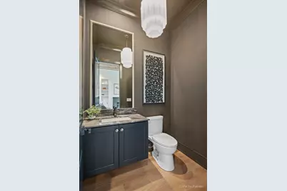 2214 W Oakdale Avenue, Chicago, IL 60618 - Photo 8