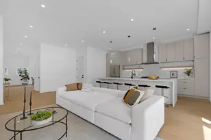 505 W Elm St, Chicago, IL 60610 - Photo 8