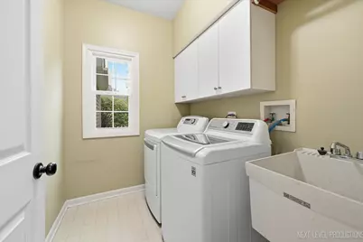 39W832 Carl Sandburg Road, Saint Charles, IL 60175 - Photo 16