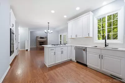 39W832 Carl Sandburg Road, Saint Charles, IL 60175 - Photo 10