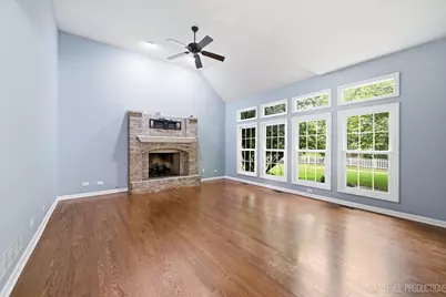 39W832 Carl Sandburg Road, Saint Charles, IL 60175 - Photo 12