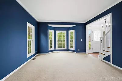 39W832 Carl Sandburg Road, Saint Charles, IL 60175 - Photo 4