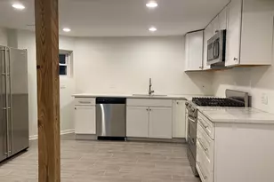2925 N Sacramento Ave, Chicago, IL 60618 - Photo 18