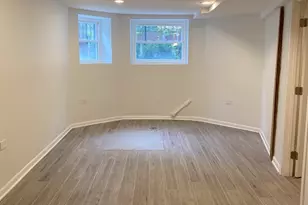 2925 N Sacramento Ave, Chicago, IL 60618 - Photo 8