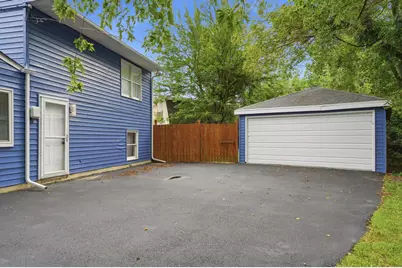 225 Malibu Drive, Bolingbrook, IL 60440 - Photo 4