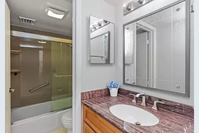 111 E Janata Boulevard #2A, Lombard, IL 60148 - Photo 20