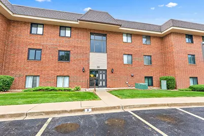111 E Janata Boulevard #2A, Lombard, IL 60148 - Photo 1