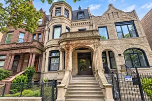 4118 S King Dr, Chicago, IL 60653 - Photo 2