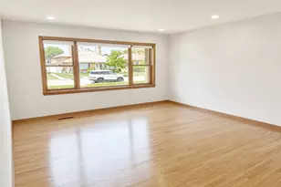1531 Balmoral Ave, Westchester, IL 60154 - Photo 2