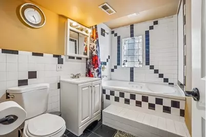 514 W 66th Street, Chicago, IL 60621 - Photo 18