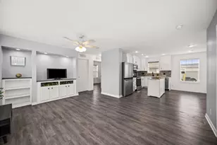 935 9th St, Northfield, IL 60093 - Photo 2