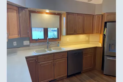 464 S Madison Street, Oswego, IL 60543 - Photo 4